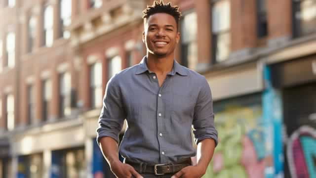 Will American Eagle's Strategic Initiatives and Brand Expansions Aid?
