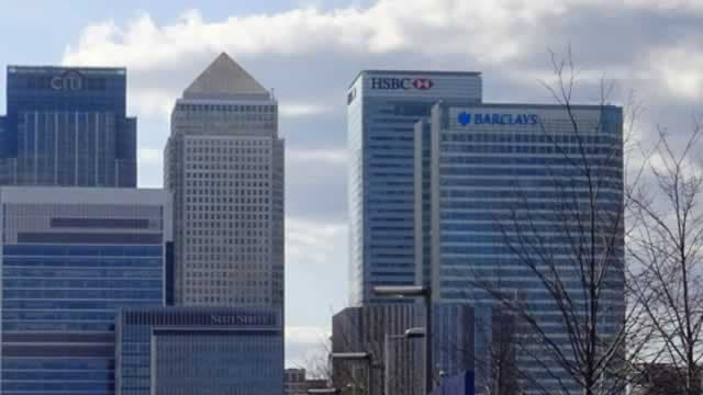 UK banks show quiet strength as lending picks up