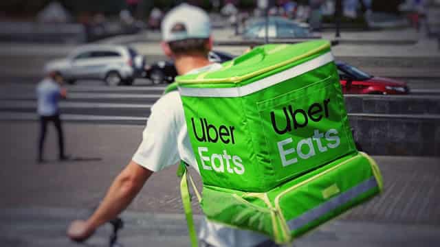 Will Uptick in Gross Bookings Aid UBER's Q4 Earnings Results?