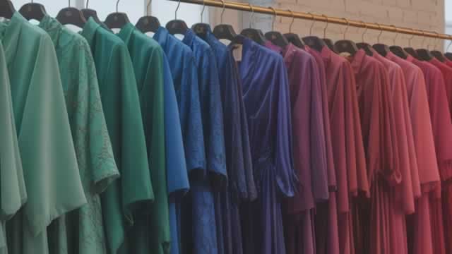 Gildan Activewear (GIL) Q3 Earnings Beat Estimates