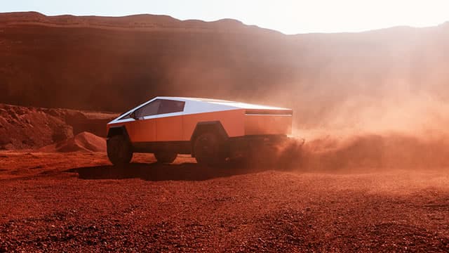 Evaluating TSLA Stock's Actual Performance