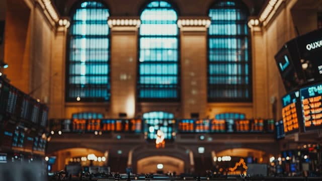 10 High-Yield Dividend Stocks for a Rocky Market