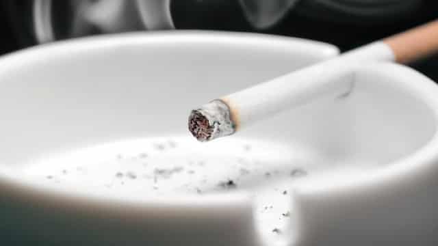 MO Q1 Earnings Beat Estimates, Sales Decline on Low Cigarette Volumes