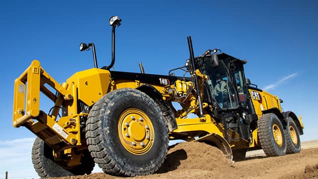 Caterpillar Stock on a Record Run Ahead of Earnings