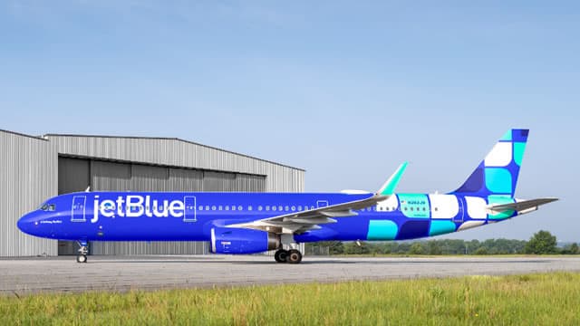 JetBlue Airways Marks Fleet-Upgrade Milestone With E190 Exit