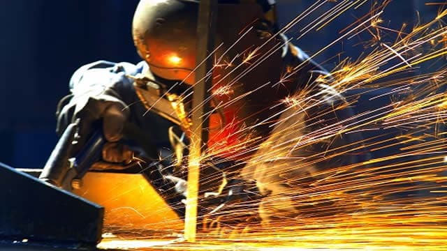 Carpenter (CRS) Q4 Earnings Preview: What You Should Know Beyond the Headline Estimates
