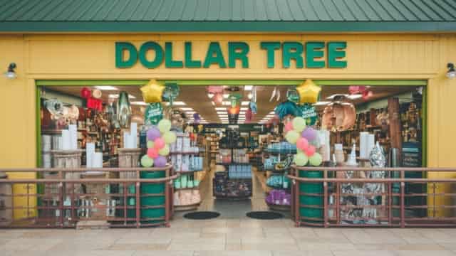 Dollar Tree's Store-Related & Other Efforts Encouraging: Apt to Hold