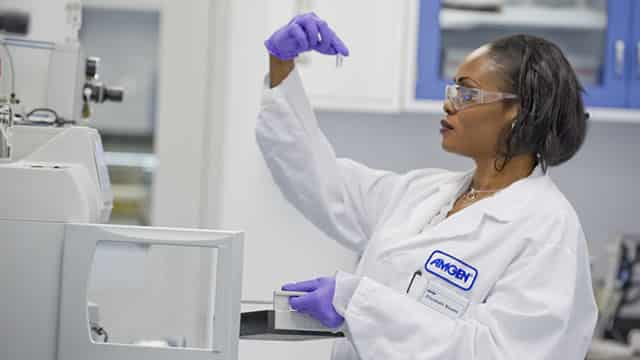 Amgen (AMGN) Stock Falls Amid Market Uptick: What Investors Need to Know