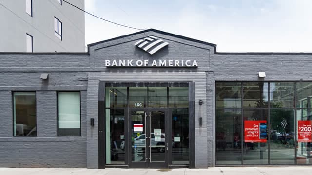 Bank of America names top deputies, offering clues to Moynihan's successor