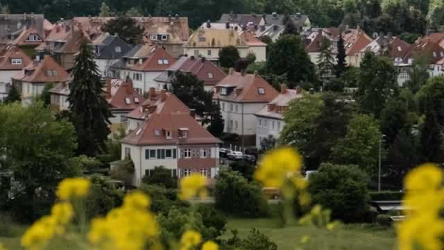 Housing numbers point to an unusually strong buyer's market. There's a catch