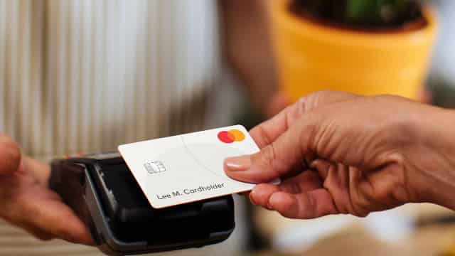 Here's Why MasterCard (MA) Gained But Lagged the Market Today