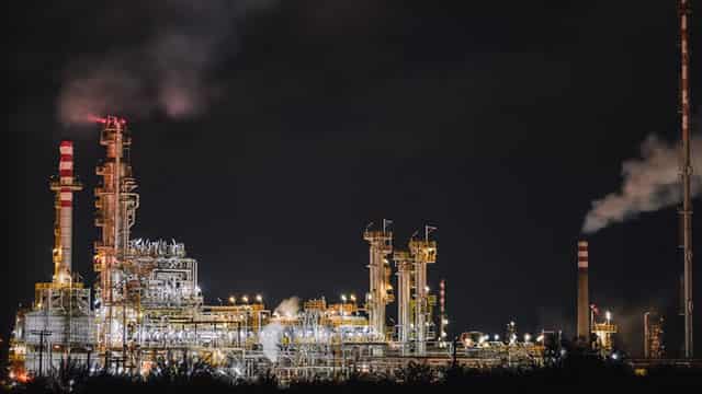 Crude Inventories Decline By 2.7 Million Barrels; WTI Oil Attempts To Rebound From Session Lows