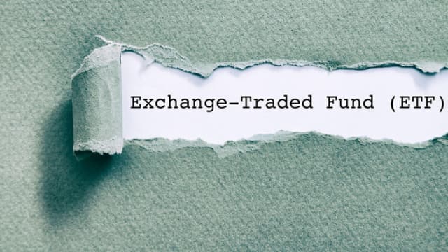 Should You Invest in the First Trust Water ETF (FIW)?