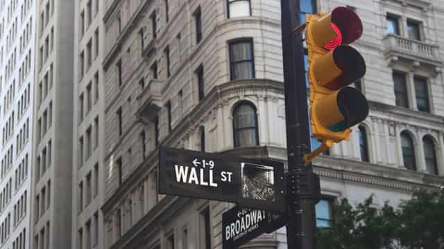 Top 2 Tech Stocks You May Want To Dump In Q1