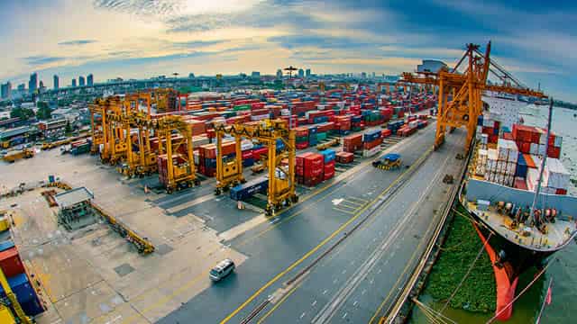 ZIM: Impacted By Port Fees, But Trade De-Escalation Could Make It A Big Winner