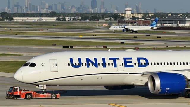 United Airlines says less uncertainty opens door to 'strong finish' to 2025