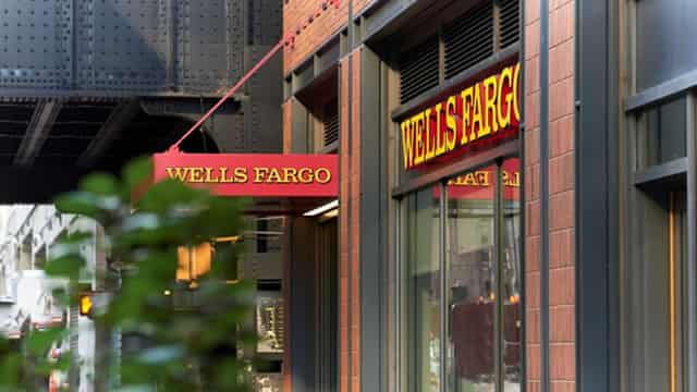 Wells Fargo to buy back up to $40 bln of its common stock