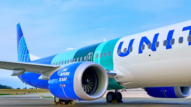 United Airlines CEO confident in flight expansion 'because customers are choosing us'
