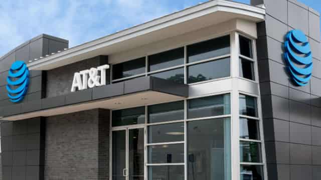 AT&T finds returns in retired copper
