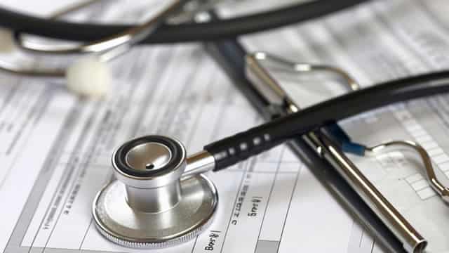 UnitedHealth Group Incorporated (UNH) Is a Trending Stock: Facts to Know Before Betting on It