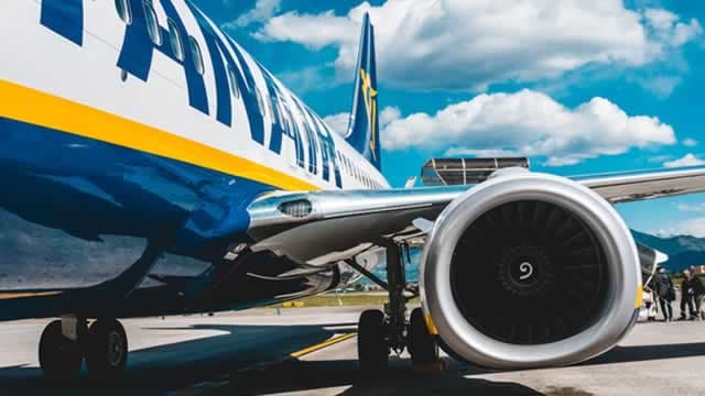Here's Why Ryanair (RYAAY) is a Strong Value Stock