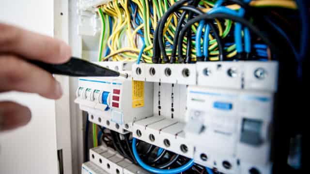 5 Consulting Industry Stocks With Solid Short-Term Price Upside to Buy