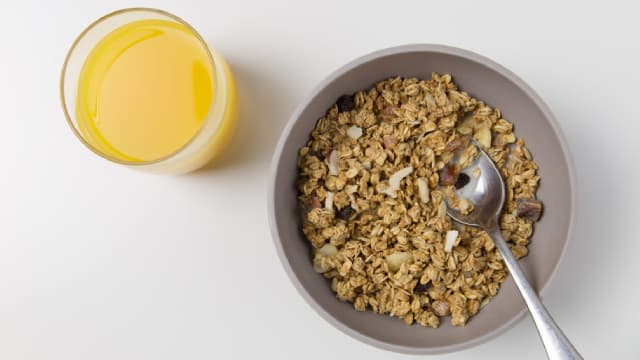 Analysts Estimate Flowers Foods (FLO) to Report a Decline in Earnings: What to Look Out for