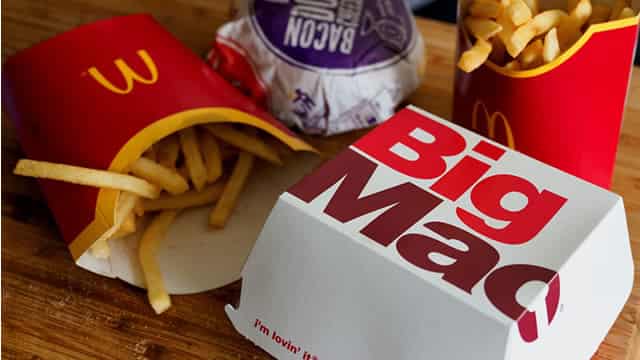 Restaurant Earnings Roundup: MCD, CAKE, TXRH