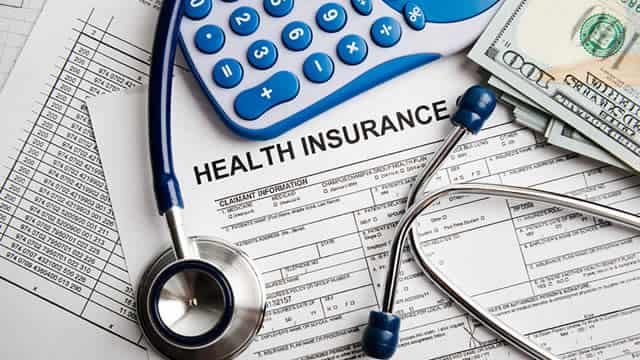 Oscar Health, Inc. (OSCR) Stock Falls Amid Market Uptick: What Investors Need to Know