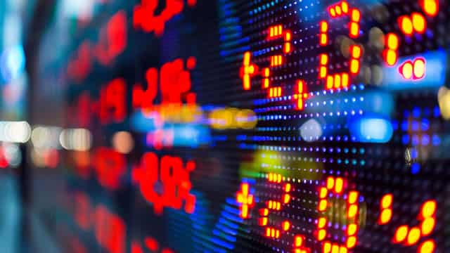 6 Stocks Showing Momentum As The Market Rebounds