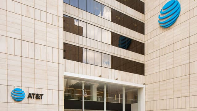T Stock Before Q3 Earnings: A Smart Buy or Risky Investment?