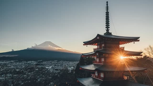 Japanese Stocks Need This to Break Out