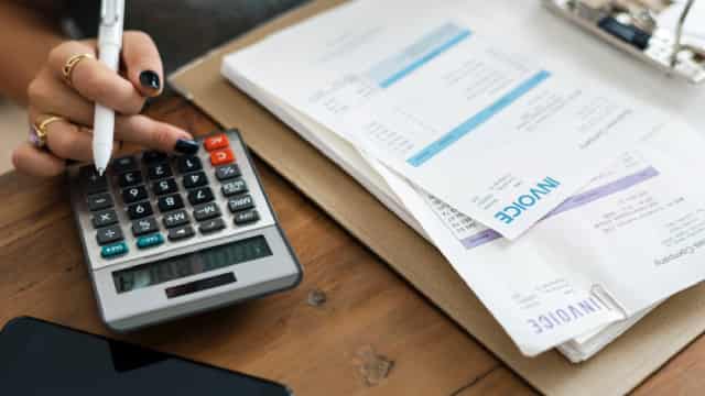 Willis Towers Q1 Earnings Miss Estimates, Revenues Decline Y/Y