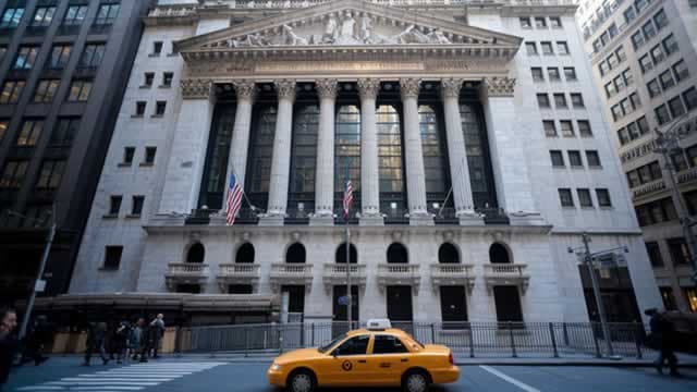 Wall Street's Most Accurate Analysts Weigh In On 3 Materials Stocks With Over 5% Dividend Yields