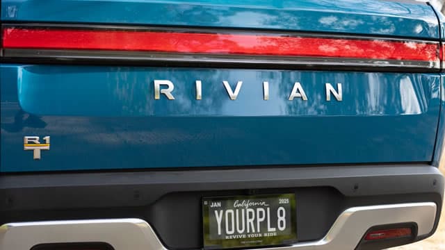 3 Reasons to Buy Rivian Hand Over Fist