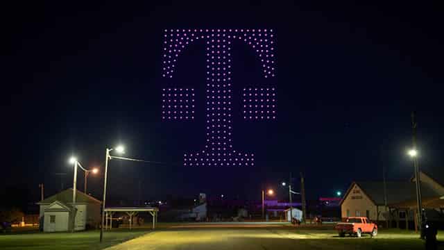 T-Mobile's Q1 Earnings Beat on Solid Demand for Postpaid Services