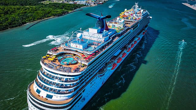 Carnival CEO and Holland America Line president on the cruise industry outlook