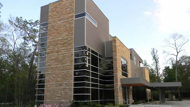 EPR Properties: It's Time To Say Goodbye (Rating Downgrade)