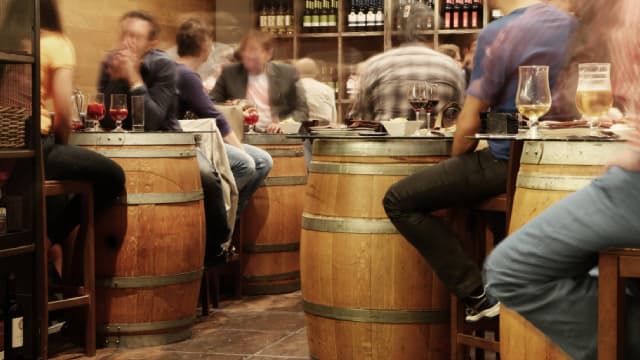 A Molson Coors Beverage Company (TAP) Insider Just Bought 7,500 Shares for $350,924