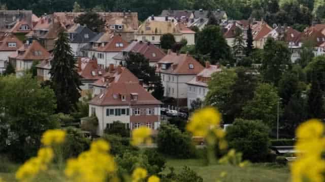 Home prices declines in major markets