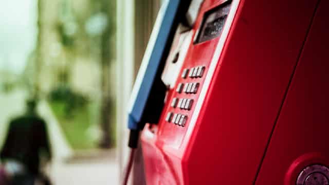 Frontier Communications (FYBR) Reports Q1 Loss, Tops Revenue Estimates