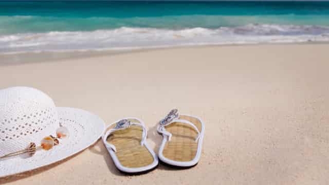 MakeMyTrip (MMYT) Rises As Market Takes a Dip: Key Facts