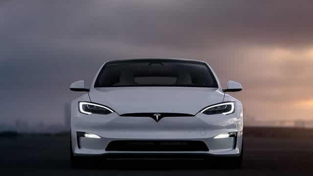 Goldstein: Bullish on TSLA Robotaxi, Bearish on Deliveries & Valuation