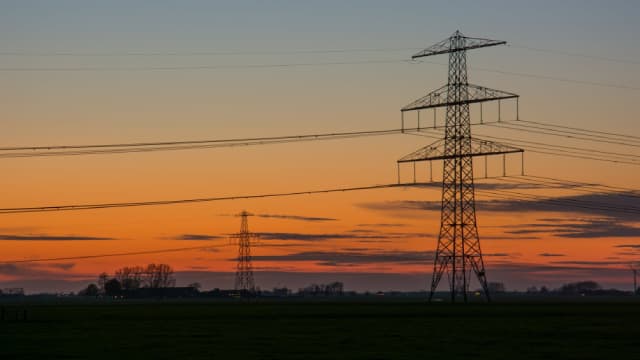 Are Investors Undervaluing UGI (UGI) Right Now?