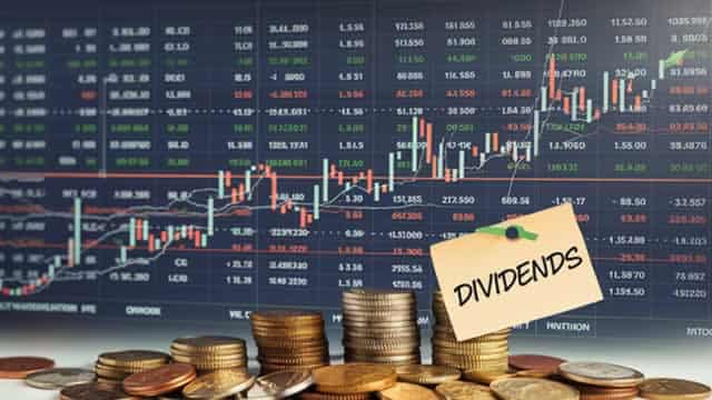 11 Upcoming Dividend Increases, Including A Dividend King