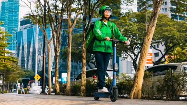 Grab Up 62% in 6 Months: Is the Stock Still Worth Betting On?