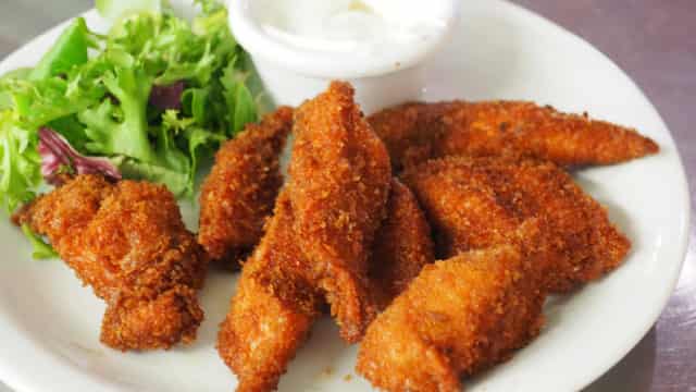 Yum China's Q1 Earnings & Revenues Miss Estimates, Stock Down