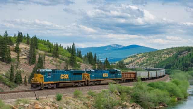 Here's Why You Should Give CSX Corporation Stock a Miss Now
