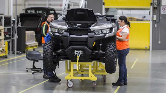 MasterCraft Steers Steadily Through 2025's Choppy Waters