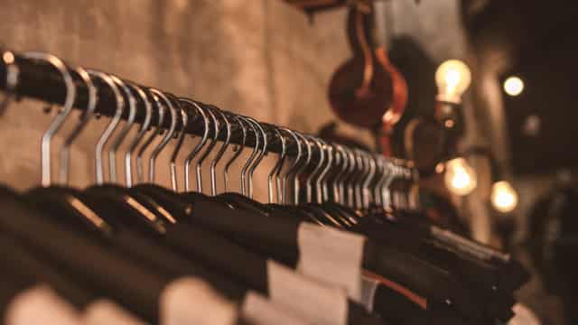 Gildan Activewear Q1 Earnings & Sales Beat Estimates, Margins Expand